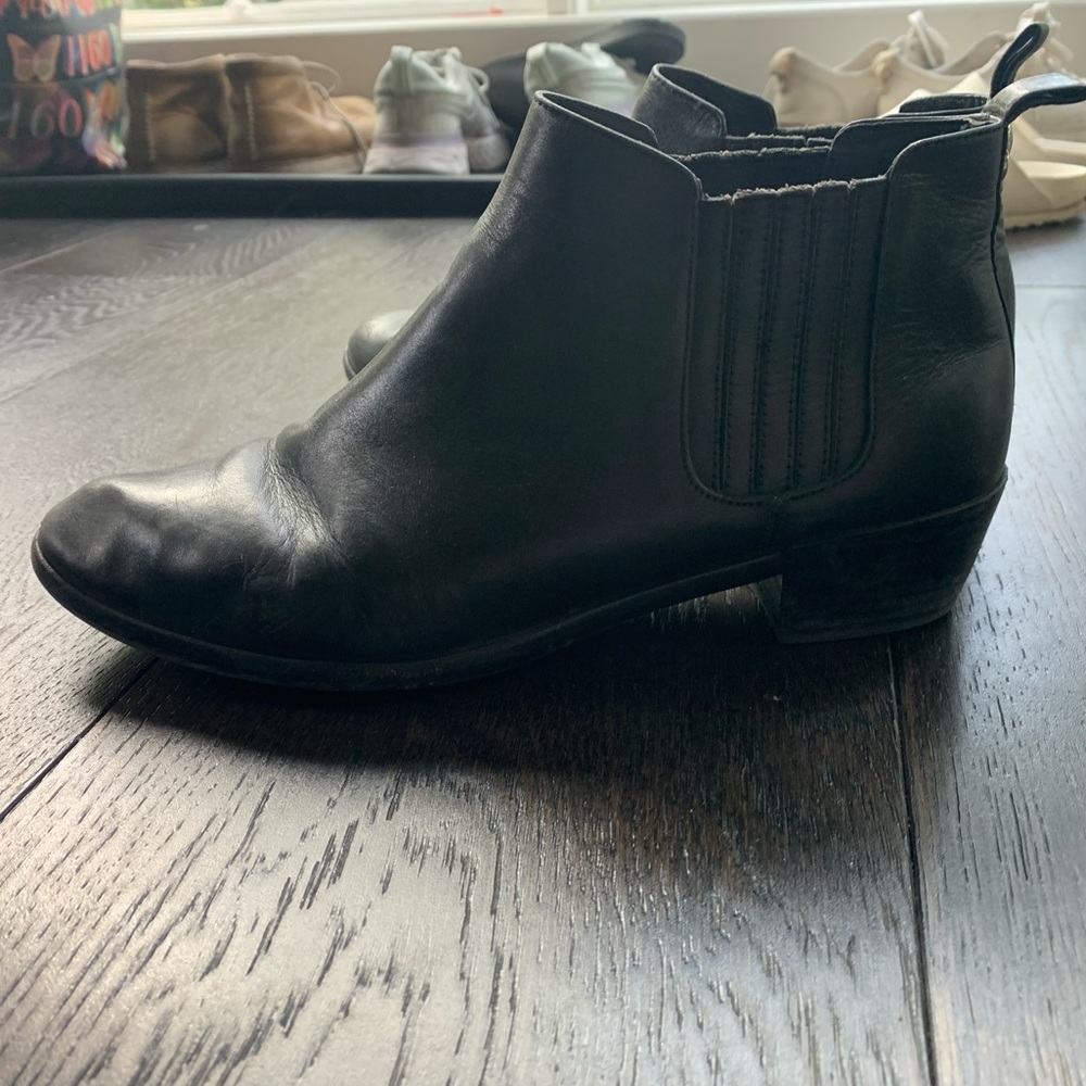 MICHAEL KORS ankle boots